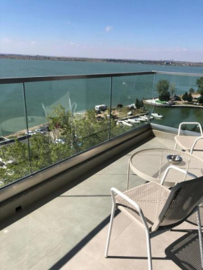 Mamaia Velier Lake View